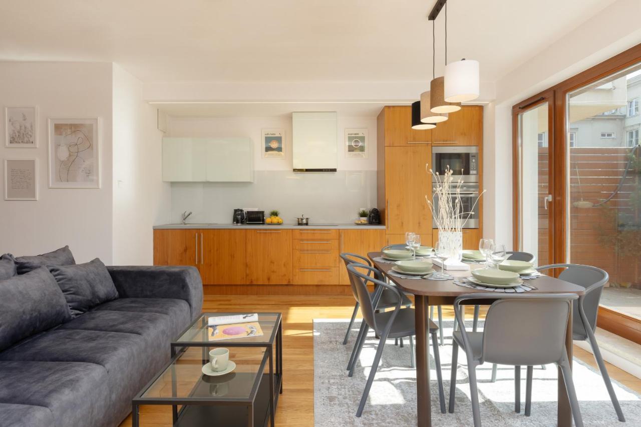 Old Mokotow Spacious Two-Bedroom Apartment By Noclegi Renters Varsó Kültér fotó