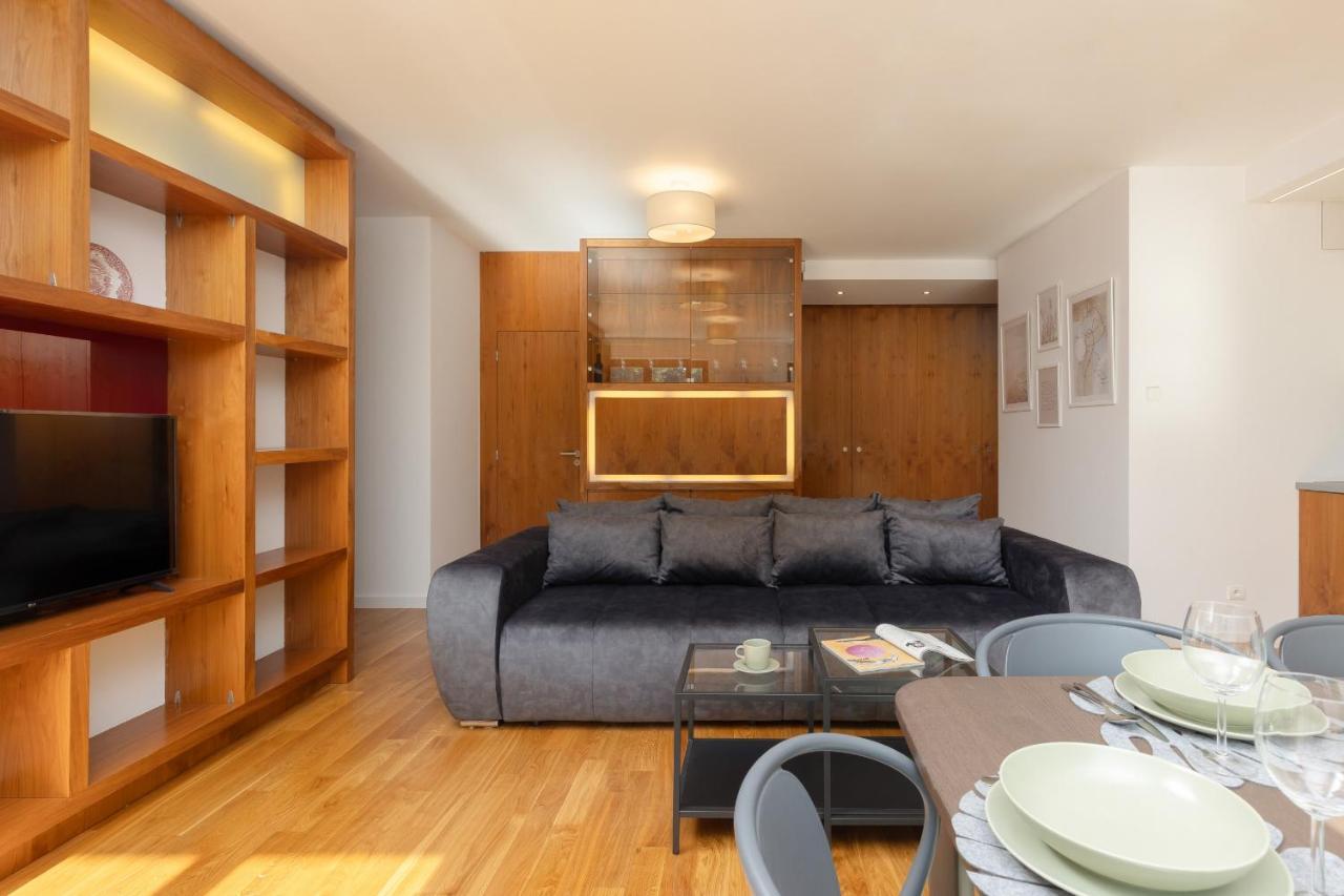 Old Mokotow Spacious Two-Bedroom Apartment By Noclegi Renters Varsó Kültér fotó