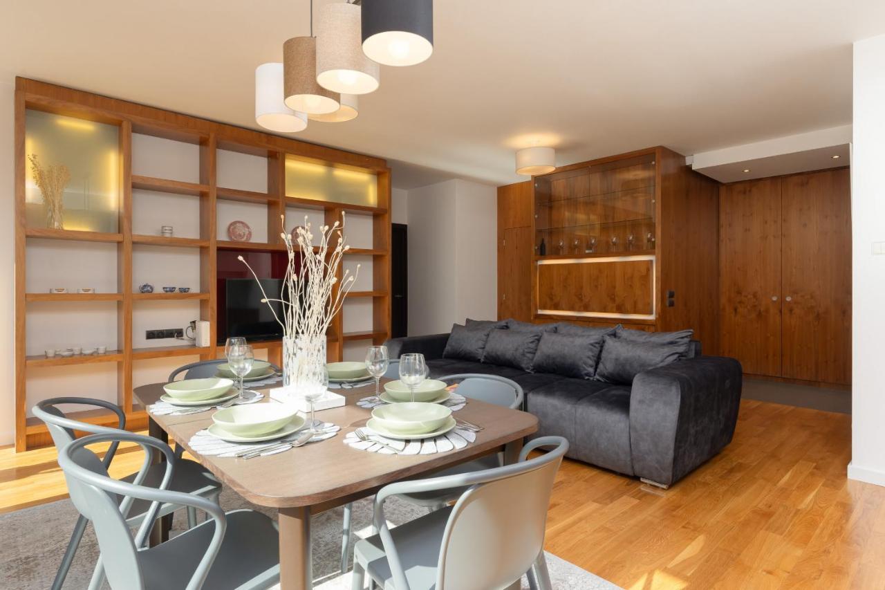 Old Mokotow Spacious Two-Bedroom Apartment By Noclegi Renters Varsó Kültér fotó