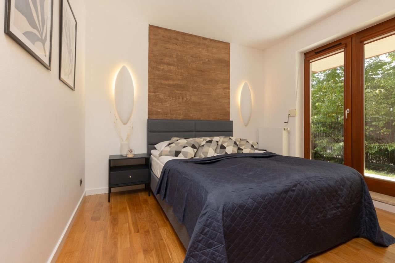 Old Mokotow Spacious Two-Bedroom Apartment By Noclegi Renters Varsó Kültér fotó
