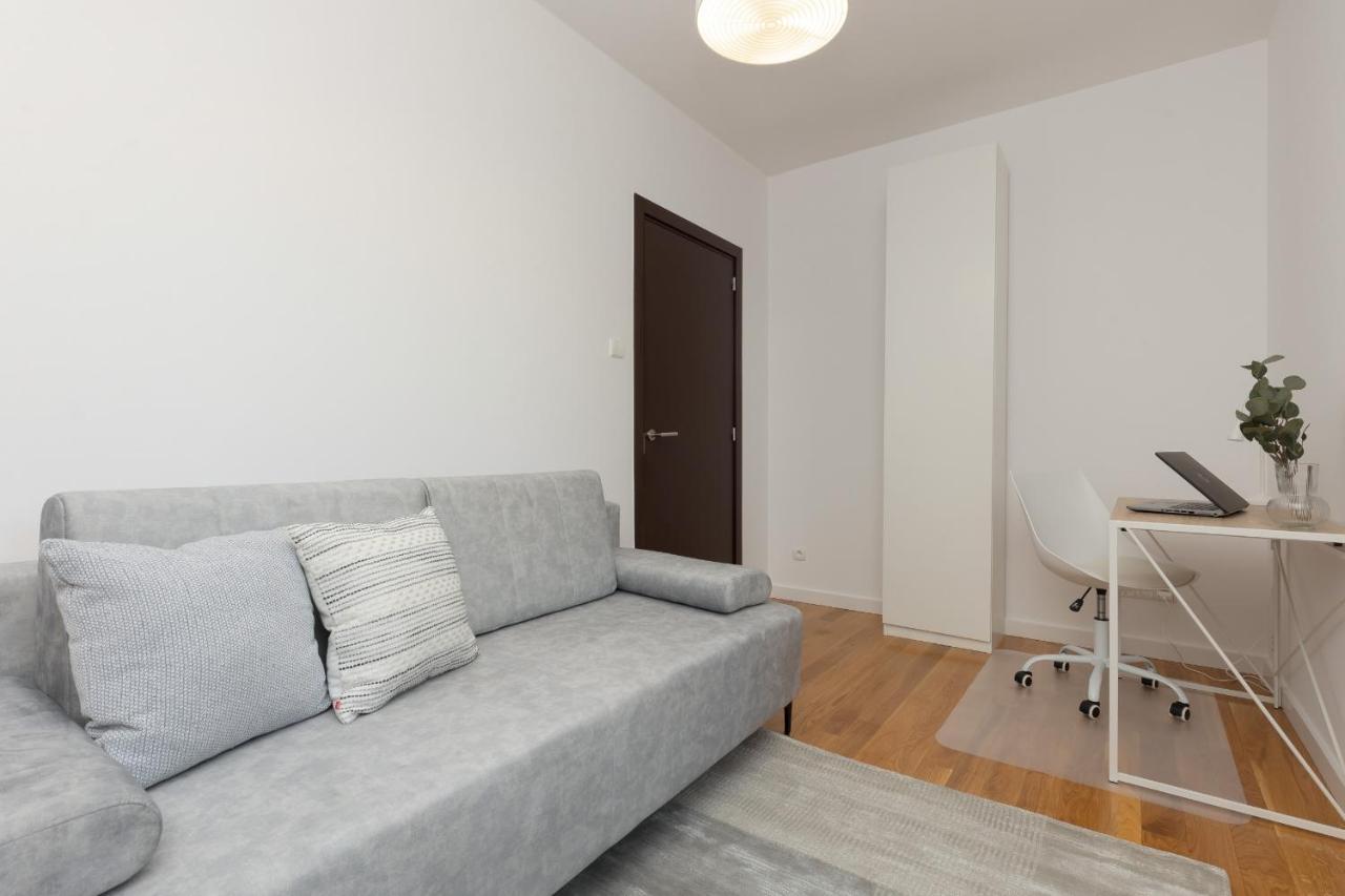 Old Mokotow Spacious Two-Bedroom Apartment By Noclegi Renters Varsó Kültér fotó