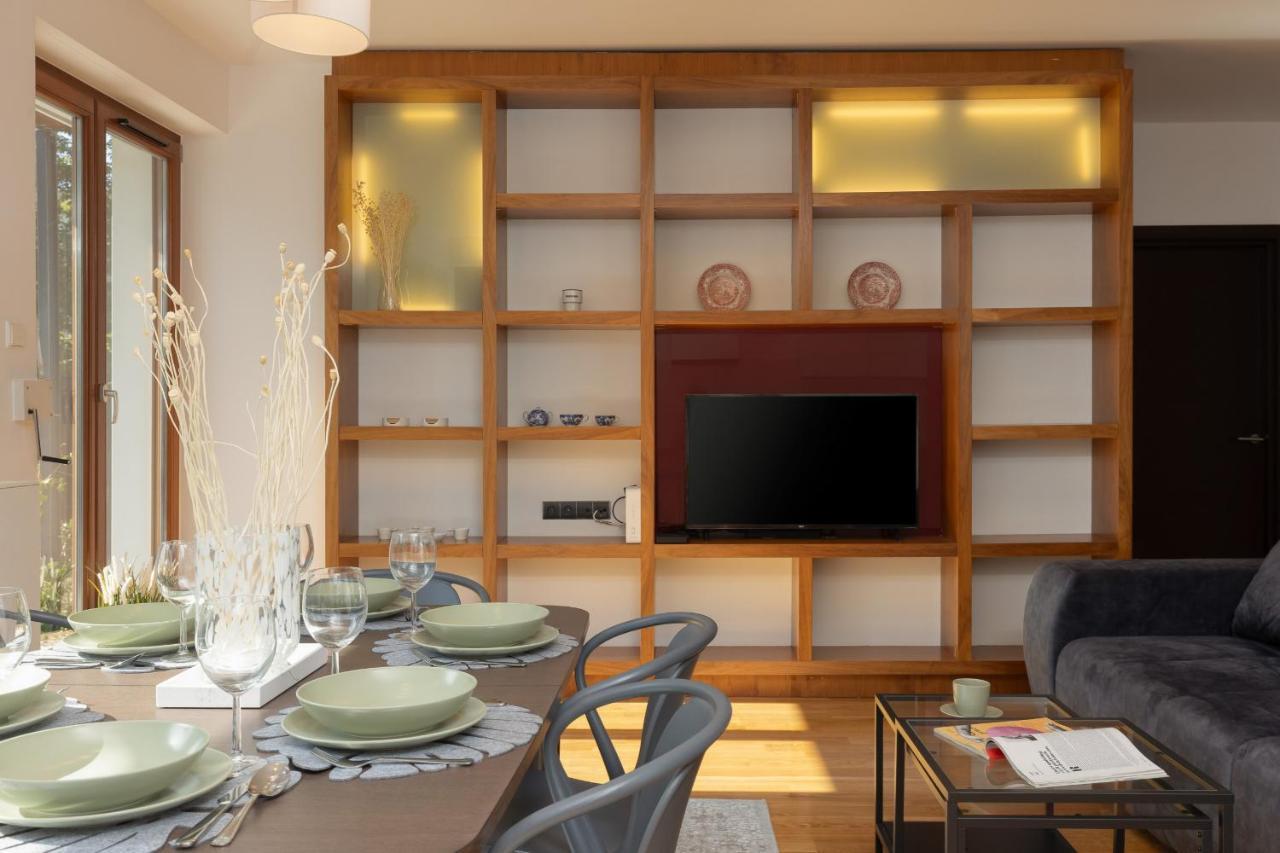 Old Mokotow Spacious Two-Bedroom Apartment By Noclegi Renters Varsó Kültér fotó